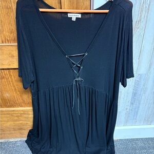 Zenana Outfitters Black Lace-Up Tunic Top